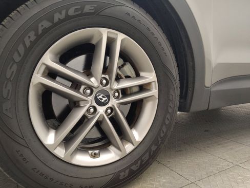 Used 2018 Hyundai Santa Fe Sport w/ 2.4L Value Package 02 image 31