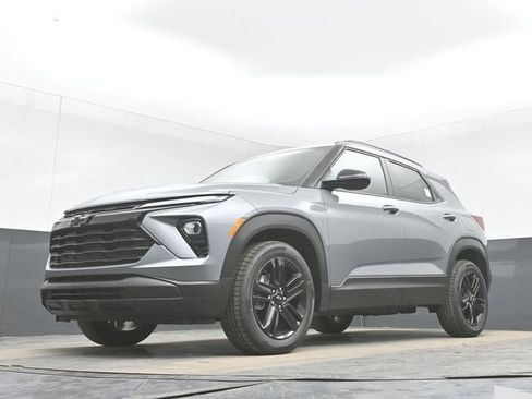 New 2026 Chevrolet TrailBlazer LT w/ Midnight Edition FWD image 40