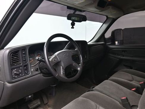 Used 2006 Chevrolet Silverado 3500 LT w/ Heavy-Duty Power Package AWD/4WD image 12