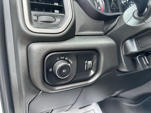 Used 2024 RAM 3500 Tradesman RWD image 16