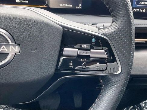 Used 2023 Nissan Ariya AWD image 23