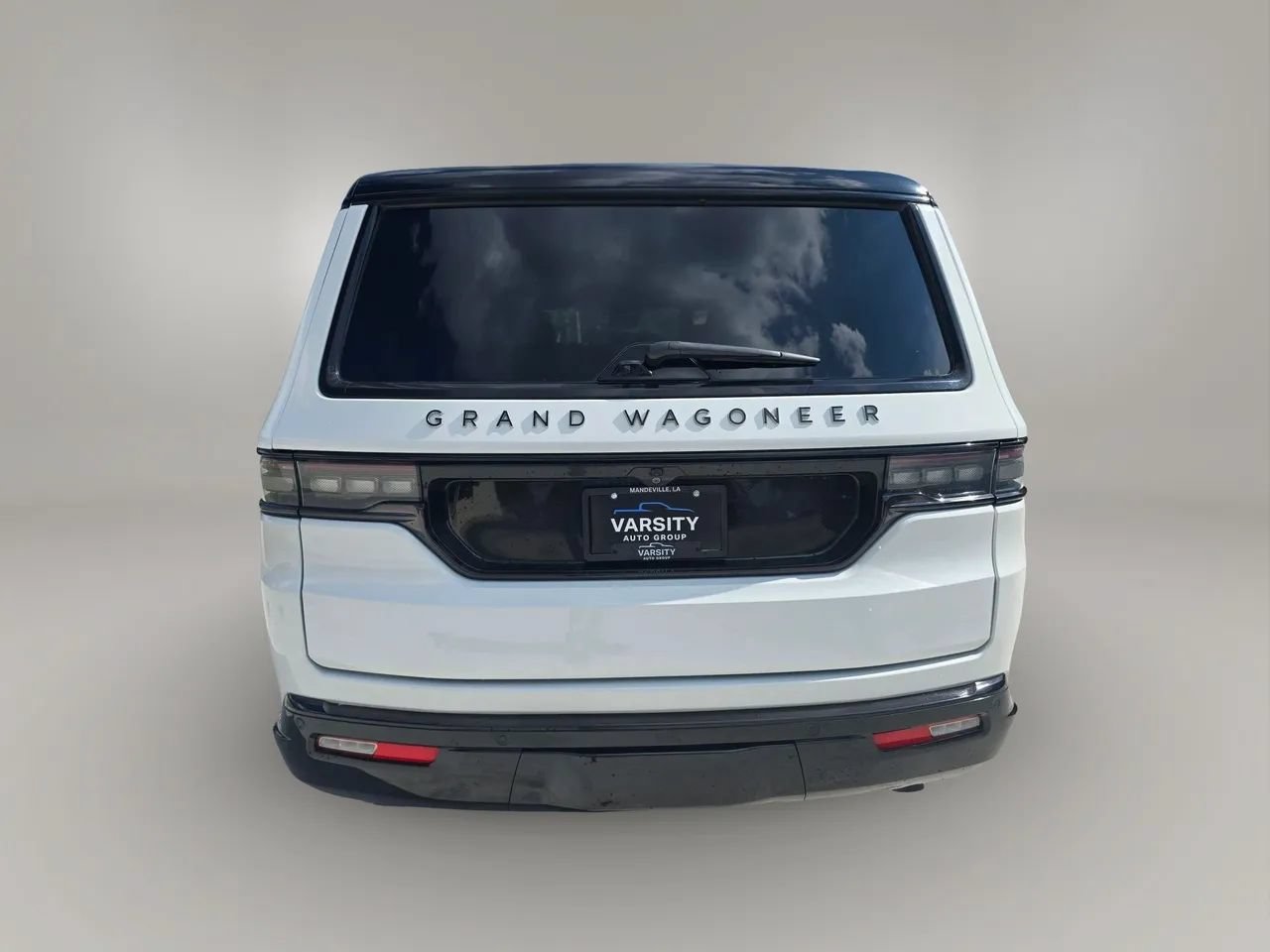 Used 2024 Jeep Grand Wagoneer L Series II w/ Quick Order Packagew 28T AWD/4WD image 7