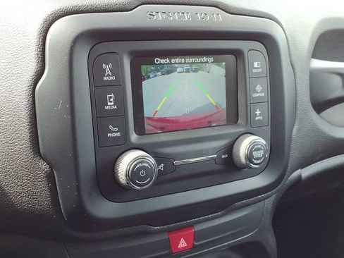 Used 2016 Jeep Renegade Trailhawk AWD/4WD image 23