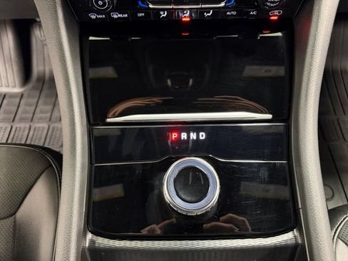 Used 2024 Jeep Grand Cherokee L Laredo AWD/4WD image 14
