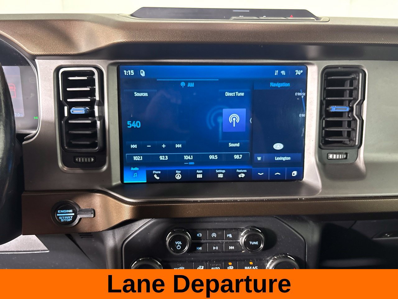 Used 2021 Ford Bronco Outer Banks AWD/4WD image 19