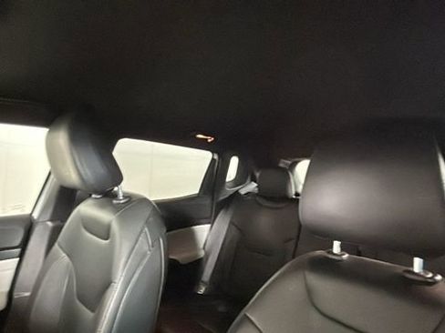 Used 2023 Jeep Compass Limited w/ Elite Group AWD/4WD image 13