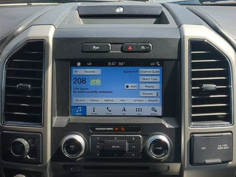 Used 2018 Ford F150 Lariat w/ Equipment Group 502A Luxury RWD image 20