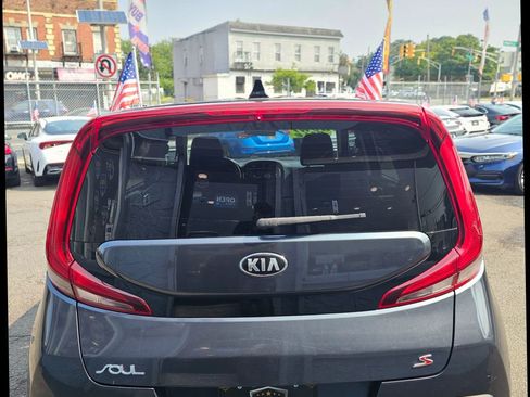 Used 2020 Kia Soul S image 4