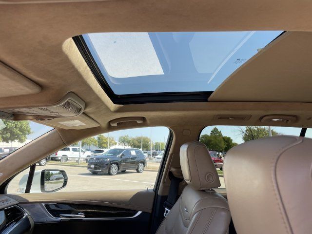Used 2022 Cadillac XT6 Premium Luxury w/ Platinum Package AWD/4WD image 24