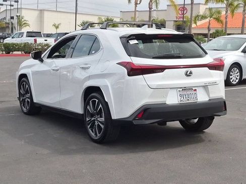 Used 2025 Lexus UX 300h AWD w/ Accessory Package (Z2) image 7