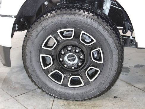 New 2026 Ford F250 Platinum AWD/4WD image 21