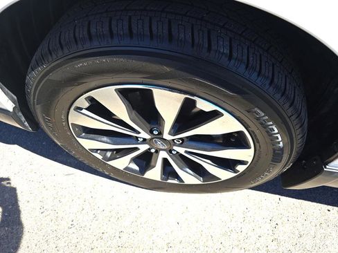 Used 2016 Subaru Outback 2.5i Limited AWD/4WD image 40