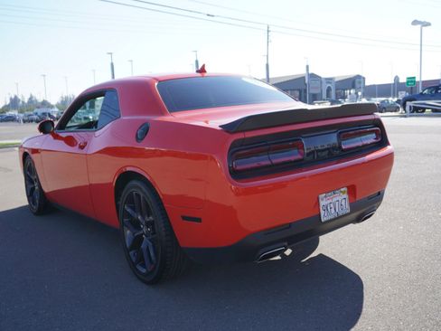 Used 2023 Dodge Challenger GT w/ Plus Package image 8