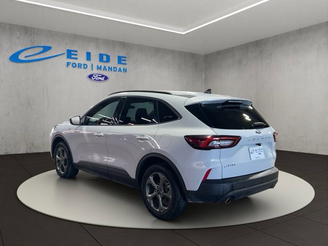 Certified 2025 Ford Escape ST-Line Select AWD/4WD image 7