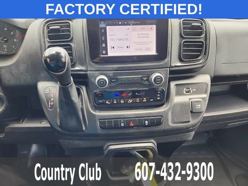 Used 2024 RAM ProMaster 2500 w/ Convenience Group FWD image 12