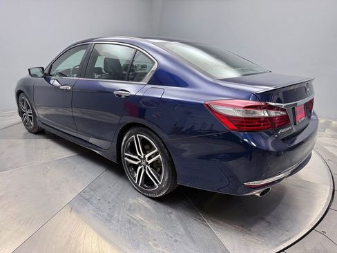 Used 2017 Honda Accord Sport Special Edition image 7