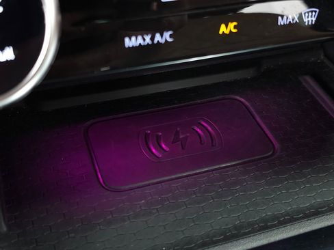 Used 2022 Jaguar F-PACE S image 30