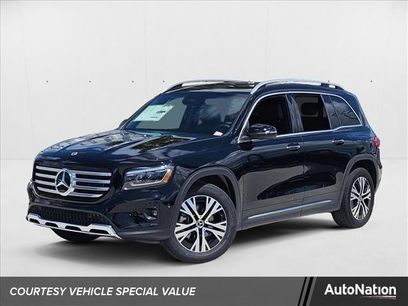 New 2025 Mercedes-Benz GLB 250