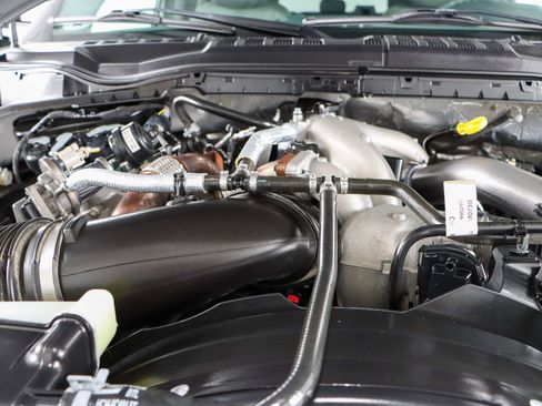 Used 2022 Ford F250 XLT image 32