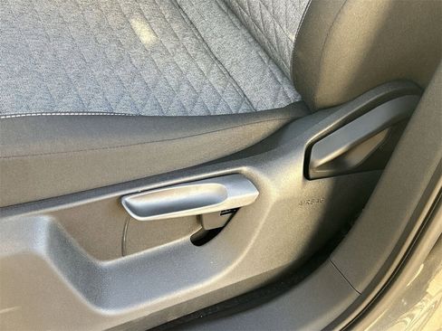 New 2025 Volkswagen Tiguan S image 16