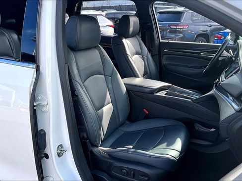 Used 2023 Buick Enclave Essence FWD image 29