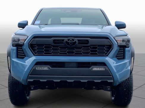 Used 2026 Toyota Tacoma TRD Off-Road image 3