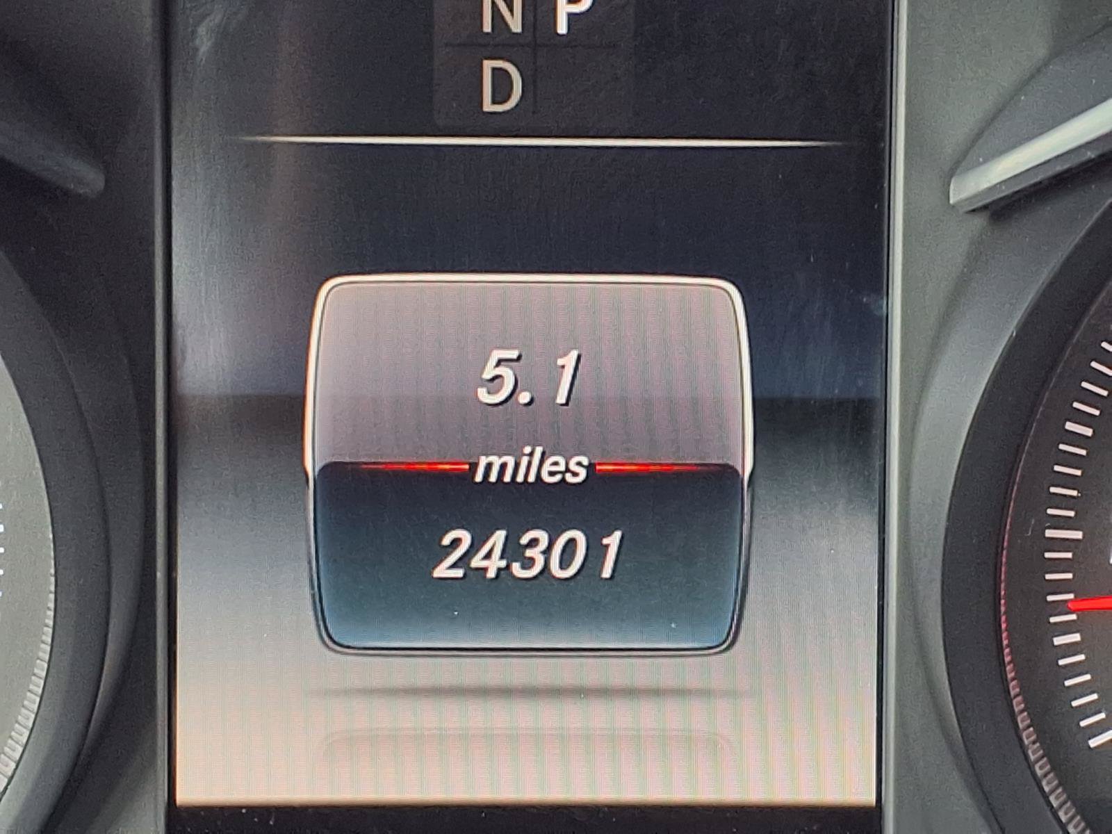 Used 2018 Mercedes-Benz C 300 Sedan image 33