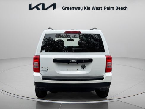 Used 2016 Jeep Patriot Sport AWD/4WD image 6