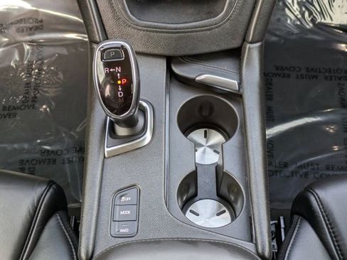 Used 2018 Cadillac XT5 Premium Luxury image 17