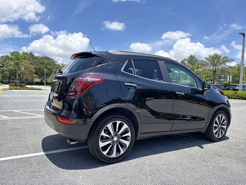 Used 2021 Buick Encore Preferred w/ Safety Package FWD image 24