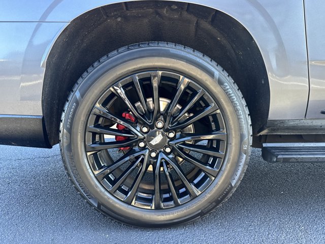 Used 2023 Cadillac Escalade ESV V AWD/4WD image 22