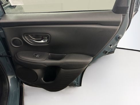 Used 2024 Honda HR-V EX-L image 31