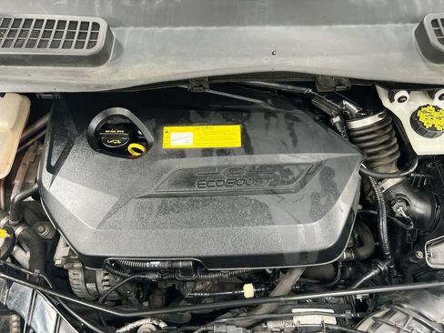 Used 2016 Ford Escape Titanium FWD image 24