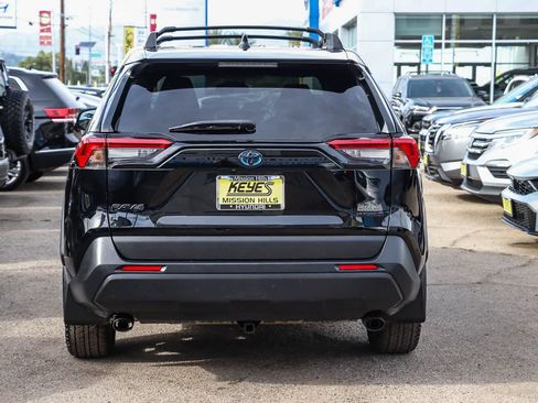 Used 2024 Toyota RAV4 AWD Hybrid image 5