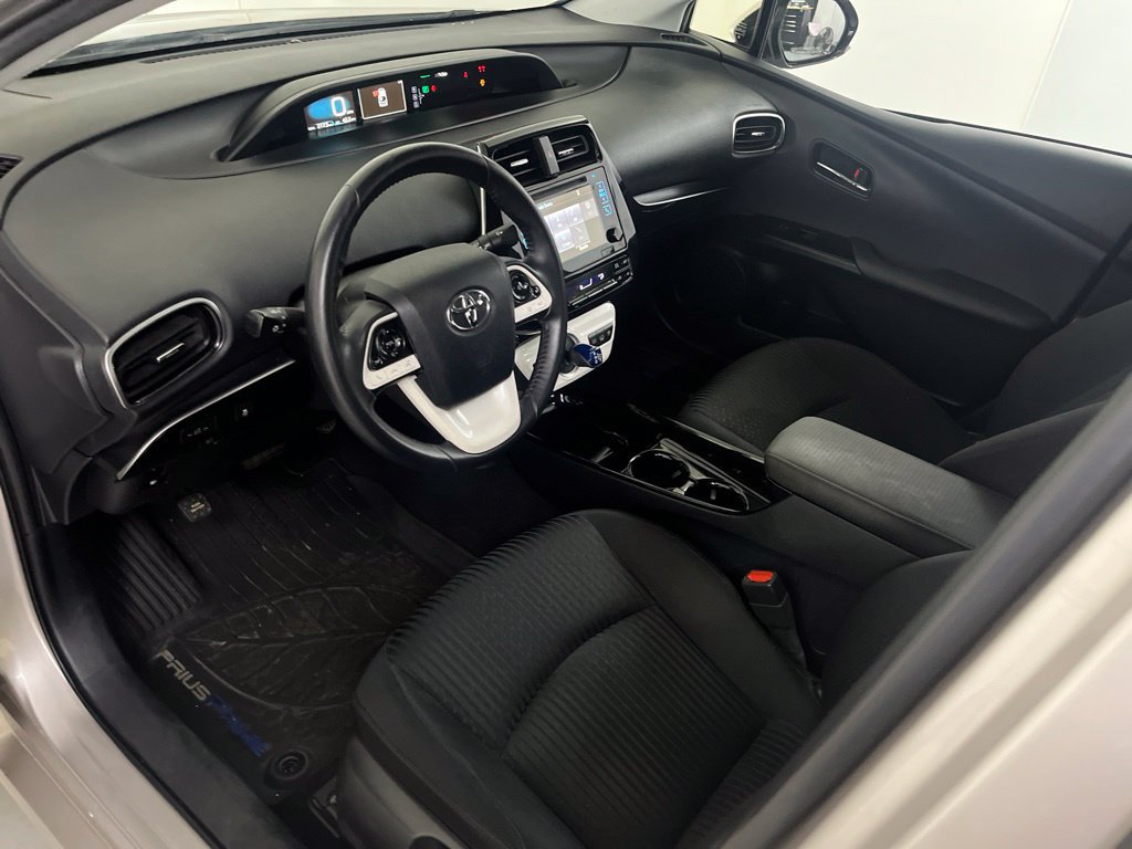 Used 2019 Toyota Prius Prime Plus FWD image 25