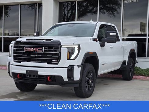 Used 2025 GMC Sierra 2500 AT4 image 3