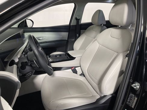 Certified 2025 Hyundai Tucson SEL AWD/4WD image 12