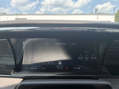 Certified 2024 Lincoln Navigator L Black Label AWD/4WD image 24