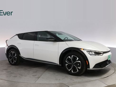 Used 2024 Kia EV6 Wind image 5