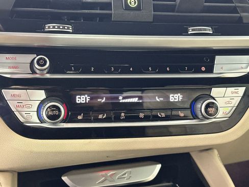 Used 2021 BMW X4 xDrive30i AWD/4WD image 19