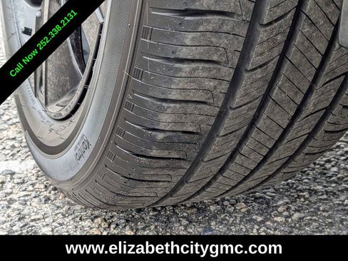 Used 2024 Buick Encore GX Sport Touring image 13