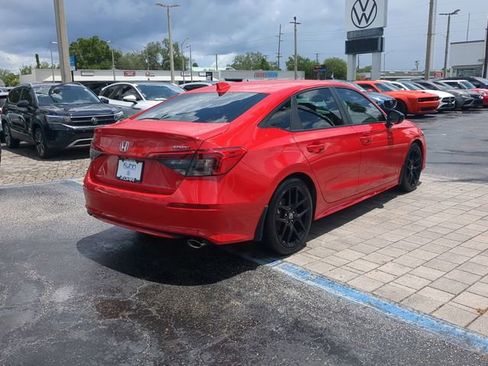 Used 2022 Honda Civic Sport image 3