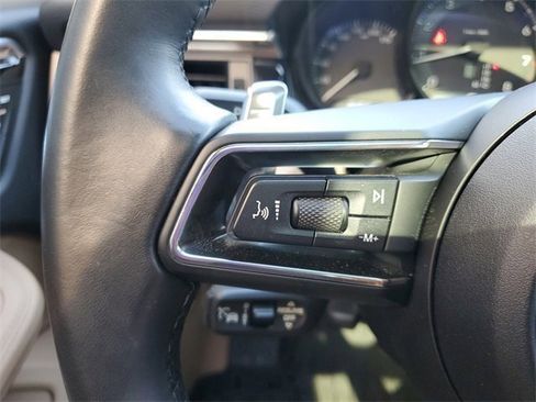 Used 2024 Porsche Macan image 23