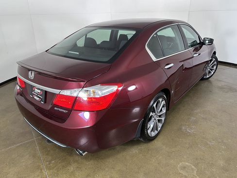 Used 2013 Honda Accord Sport image 10