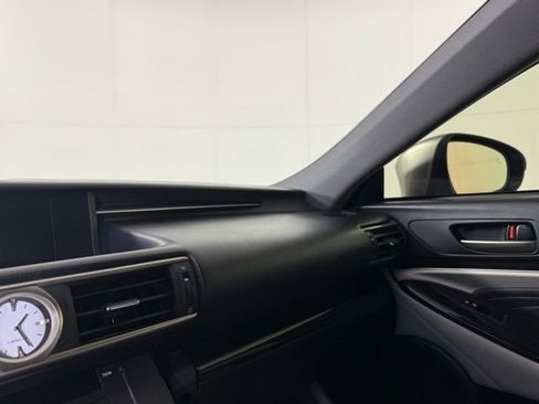 Used 2015 Lexus RC 350 image 22