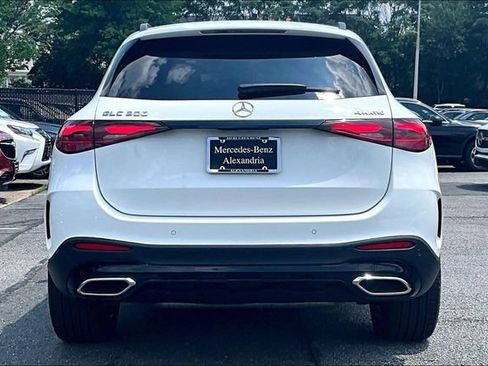 Certified 2024 Mercedes-Benz GLC 300 4MATIC image 3