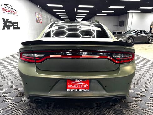 Used 2020 Dodge Charger R/T w/ Plus Group RWD image 12
