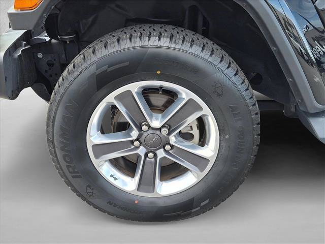 Used 2020 Jeep Wrangler Unlimited Sahara AWD/4WD image 24