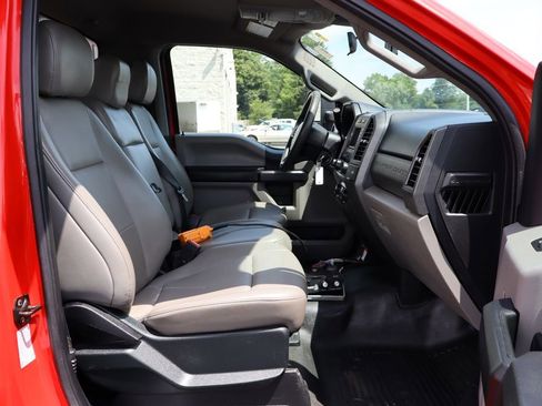 Used 2021 Ford F550 4x4 Regular Cab Super Duty image 40