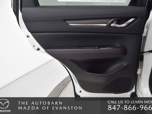 New 2025 MAZDA CX-5 Signature image 29